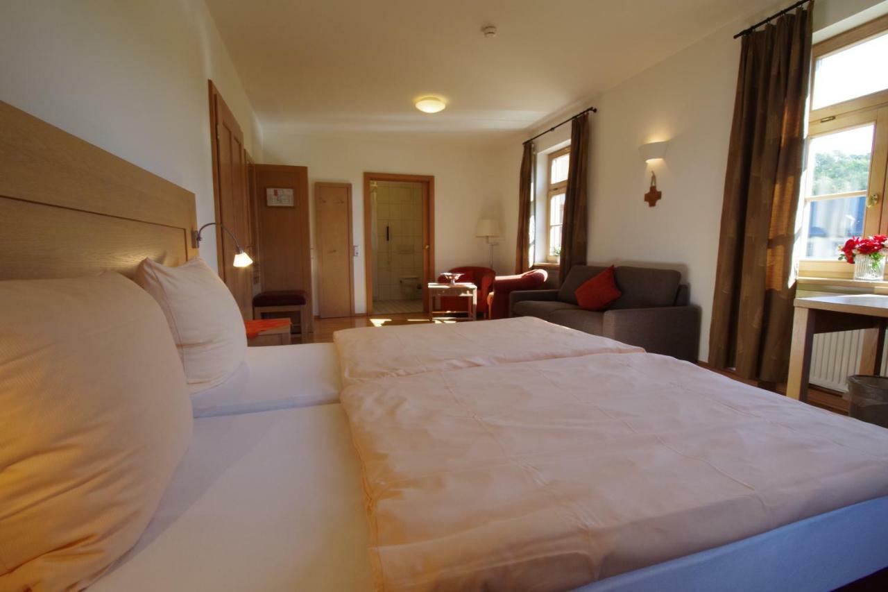 Klostergasthof Hotel Münnerstadt Eksteriør billede
